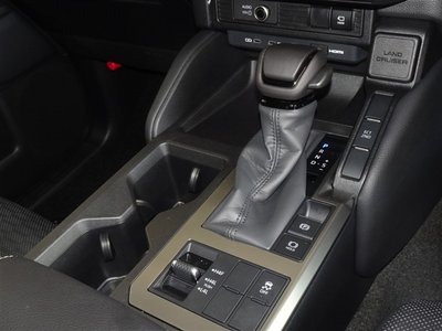 صورة مصغرة 14 لـ 2025 Toyota LAND CRUISER 250