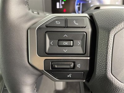 TOYOTA LAND CRUISER - 7