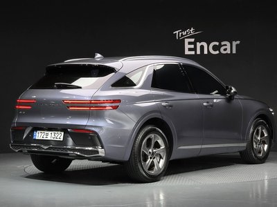 صورة 4 لـ 2024 Genesis GV70