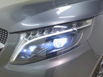 2023 Mercedes-BENZ V-CLASS 照片 3