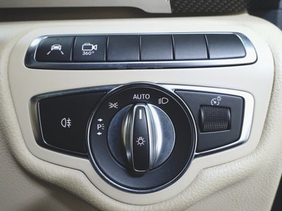 2023 Mercedes-BENZ V-CLASS — миниатюра 19
