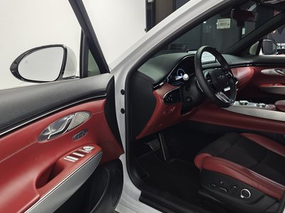 2021 Genesis GV70 thumbnail 13