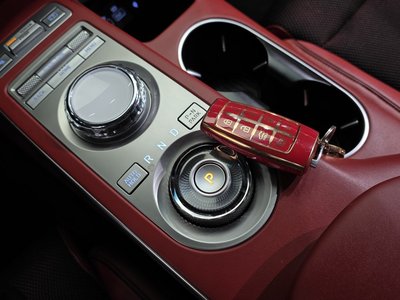 2021 Genesis GV70 thumbnail 12