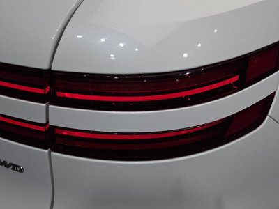 صورة 10 لـ 2021 Genesis GV70