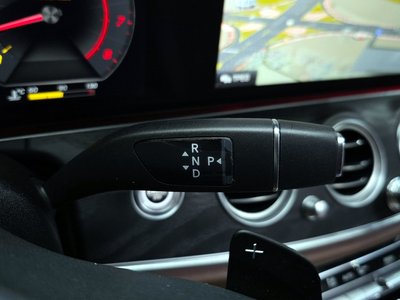 MERCEDES-BENZ E-CLASS - 9