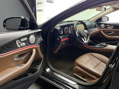 MERCEDES-BENZ E-CLASS - 10