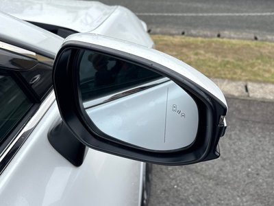 TOYOTA CROWN CROSSOVER - 7