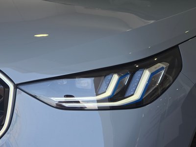 صورة 10 لـ 2025 BMW X3