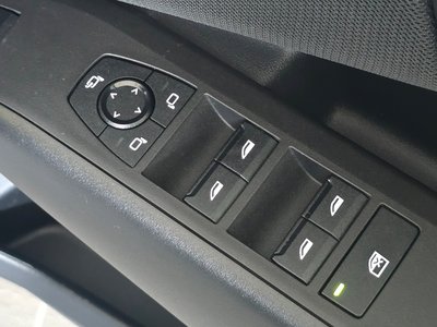 2025 BMW X3 thumbnail 32