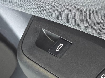 2025 BMW X3 thumbnail 33