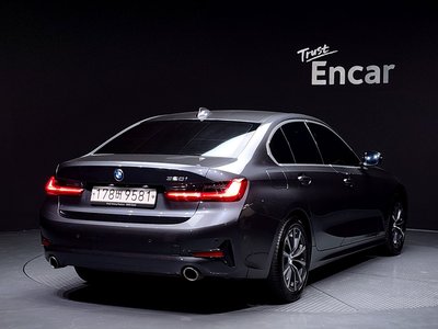 BMW 3 SERIES - 4
