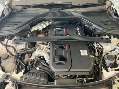 صورة 6 لـ 2025 Mercedes-BENZ GLC AMG