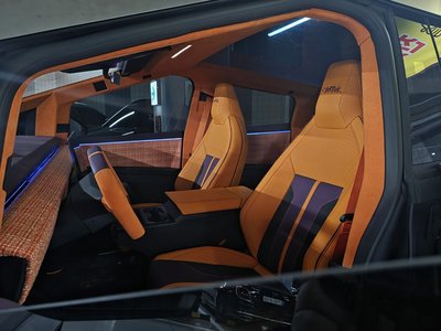 2024 Tesla CYBERTRUCK 照片 1