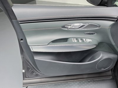 صورة مصغرة 14 لـ 2022 Genesis GV70