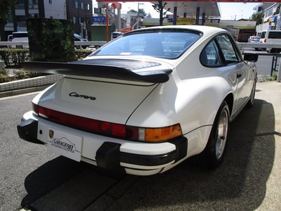 PORSCHE 911 - 7