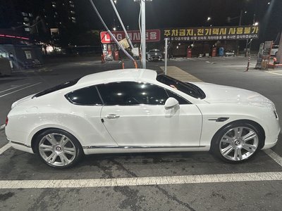BENTLEY CONTINENTAL - 7