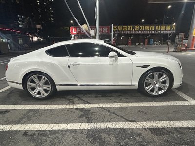 BENTLEY CONTINENTAL - 6