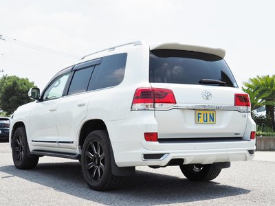 2017 Toyota LAND CRUISER 200 — фото 6