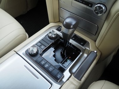 2017 Toyota LAND CRUISER 200 缩略图 46