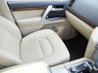 2017 Toyota LAND CRUISER 200 缩略图 56