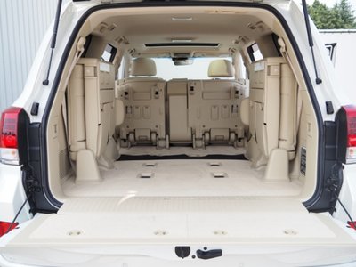 2017 Toyota LAND CRUISER 200 缩略图 32