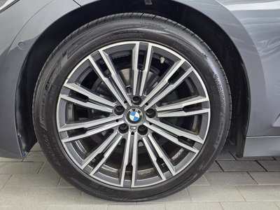 صورة 6 لـ 2021 BMW 3 SERIES
