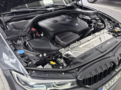 صورة 7 لـ 2021 BMW 3 SERIES