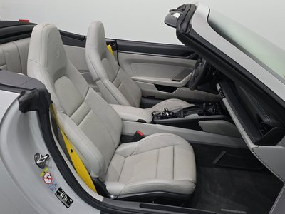 2020 Porsche 911 thumbnail 16