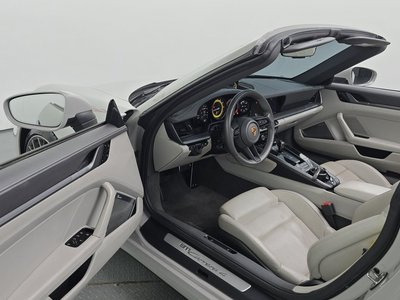 2020 Porsche 911 thumbnail 13