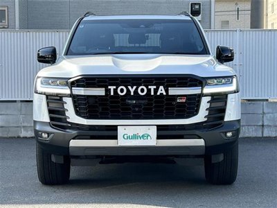 TOYOTA LAND CRUISER 300 - 3