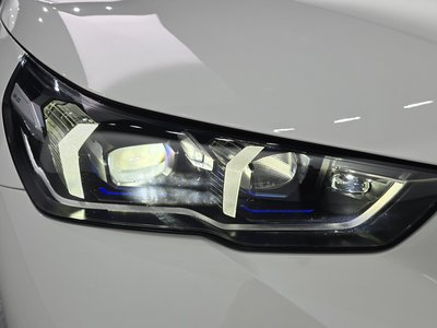 2025 BMW 5 SERIES 照片 9