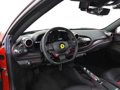 FERRARI F8 TRIBUTO - 3