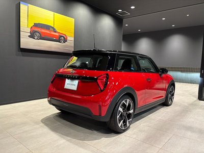 صورة مصغرة 12 لـ 2025 MINI COOPER