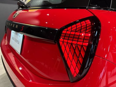صورة مصغرة 17 لـ 2025 MINI COOPER