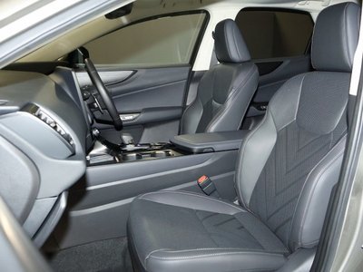 صورة 5 لـ 2023 Lexus NX