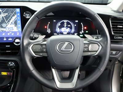 صورة مصغرة 25 لـ 2023 Lexus NX