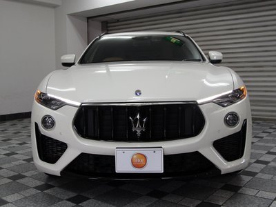 2021 Maserati LEVANTE — фото 3