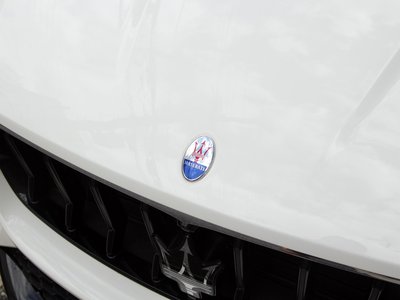 2021 Maserati LEVANTE — фото 16