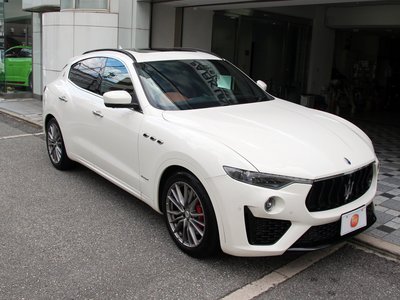 2021 Maserati LEVANTE — фото 11