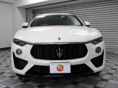 2021 Maserati LEVANTE — фото 2