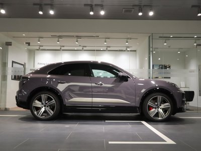PORSCHE MACAN - 6