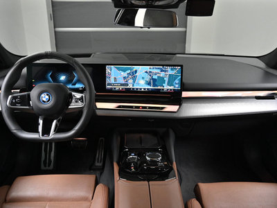 BMW I5 - 4