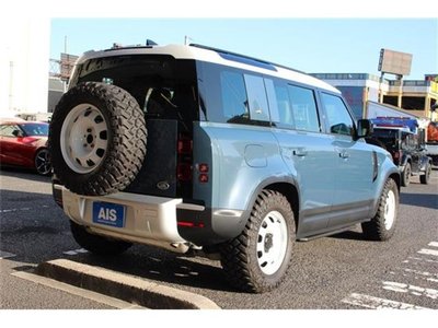 LAND ROVER DEFENDER - 6