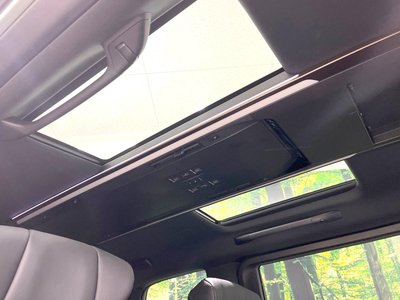 2024 TOYOTA ALPHARD photo 3