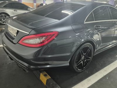 MERCEDES-BENZ CLS - 10