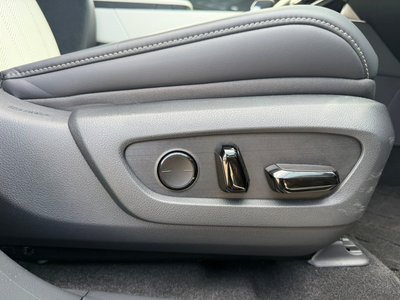 صورة مصغرة 64 لـ 2025 Lexus RX