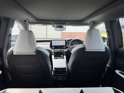 صورة مصغرة 79 لـ 2025 Lexus RX
