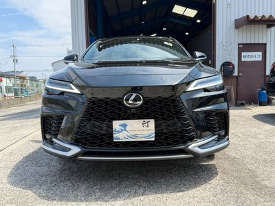 صورة 8 لـ 2025 Lexus RX