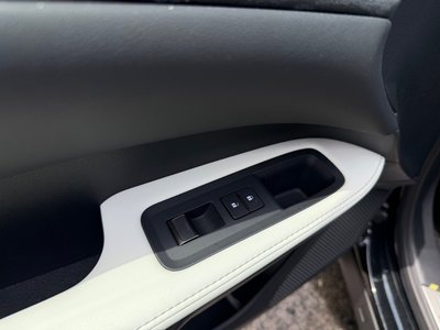 صورة مصغرة 66 لـ 2025 Lexus RX