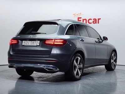 MERCEDES-BENZ GLC - 3